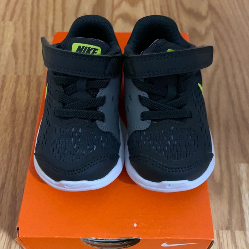 Nike Flex 2017 RN (TVD) 5C